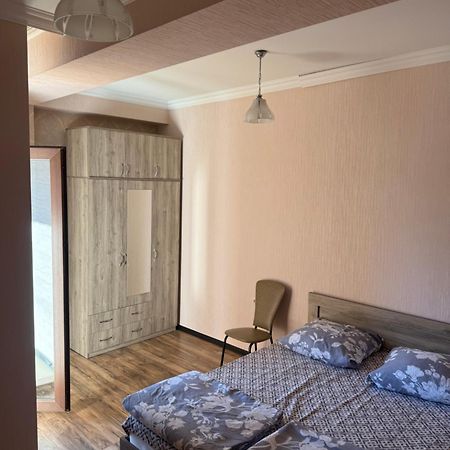 House In Varketili Тбилиси Экстерьер фото