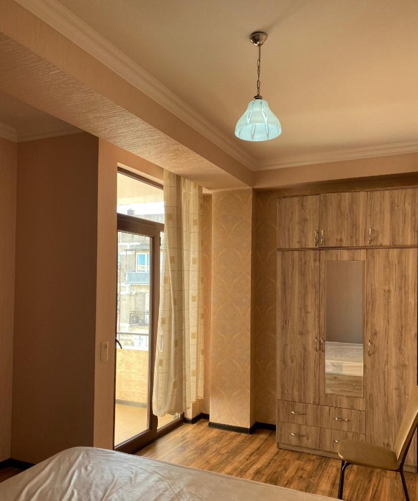 House In Varketili Тбилиси Экстерьер фото